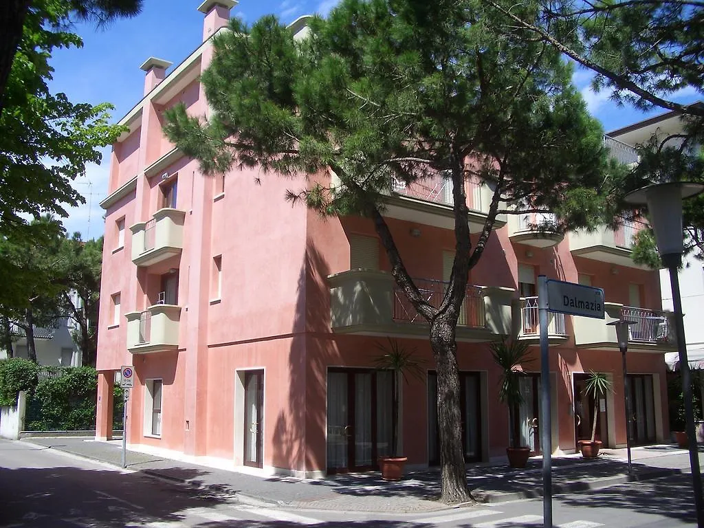 Family Apartments Residence Trieste Lido di Jesolo 0*,