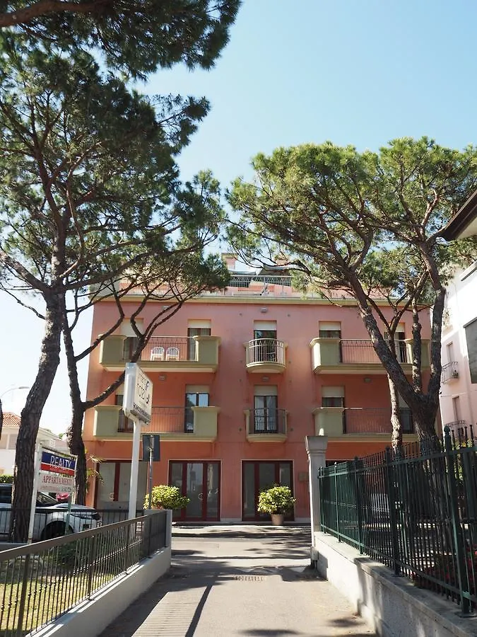 Family Apartments Residence Trieste Lido di Jesolo 0*,